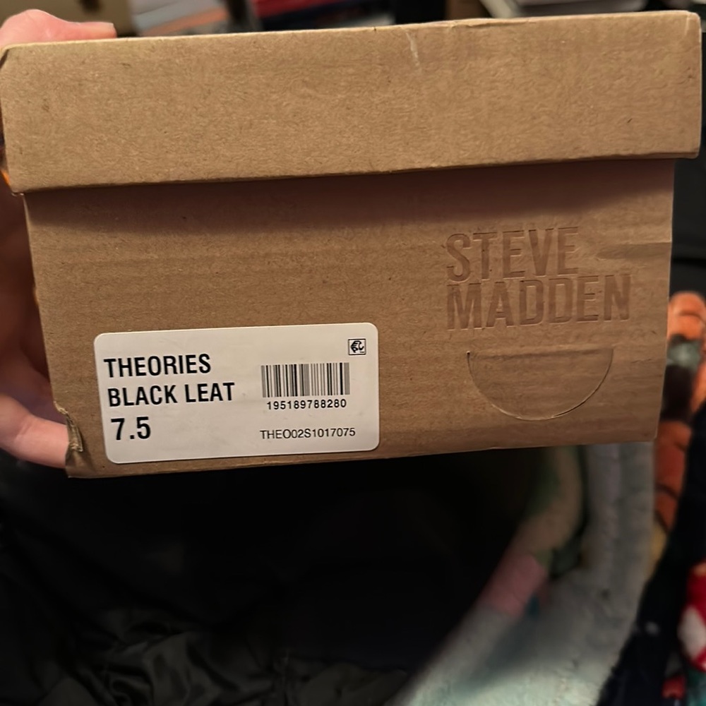 Steve Madden sandals
